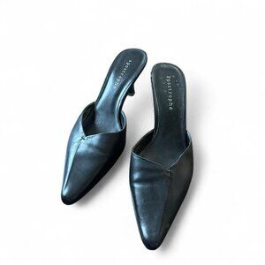 Black leather kitten heel mules #90s #minimalist    Size 10   Vintage y2k 90s bl